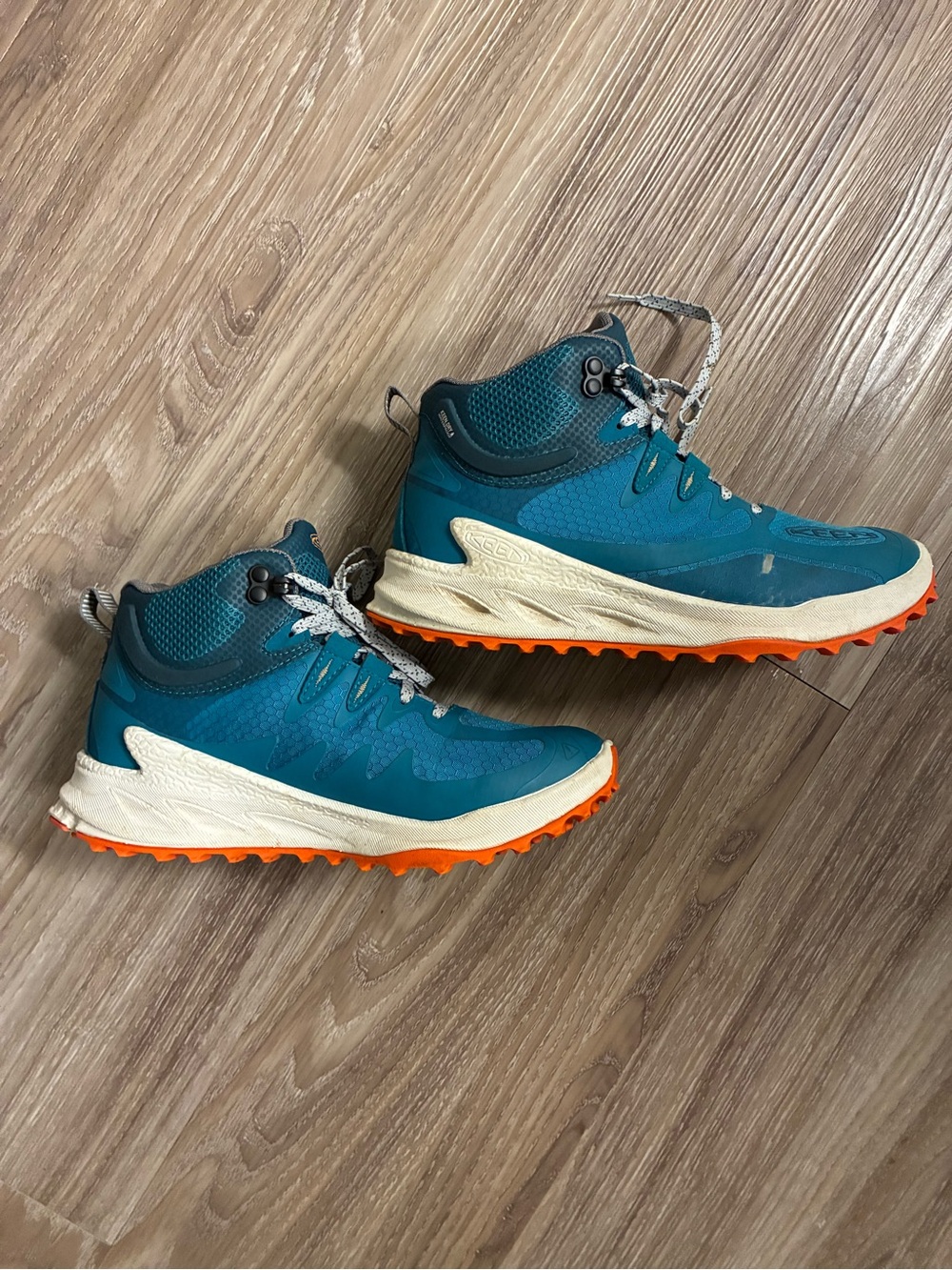 Keen Teal Trail Sneakers with Orange Outsole